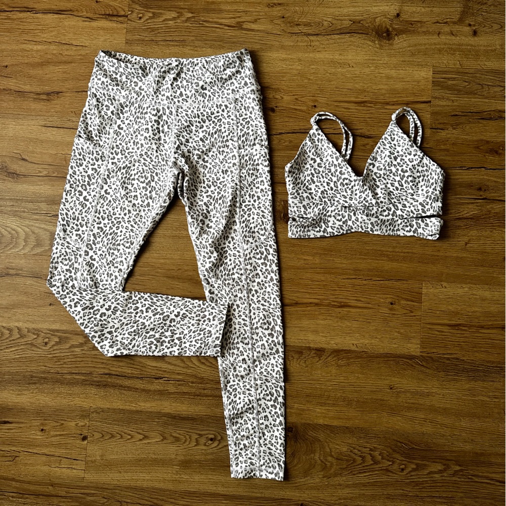 Leopard cheetah workout set